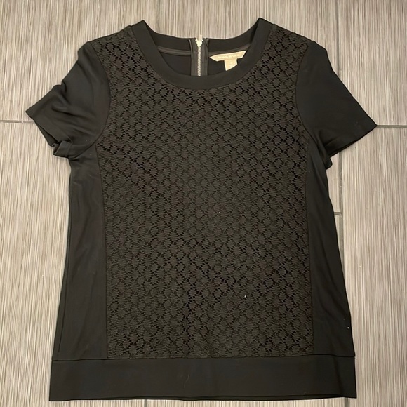 Banana Republic Womens lace front overlay black Tshirt size small - Picture 1 of 4